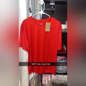 Nike Bold Red Men's Tee XXL